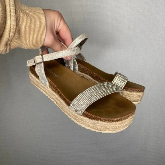 Steve‎ Madden | Silver Glitter Platform Sandals 3 - Picture 2 of 5